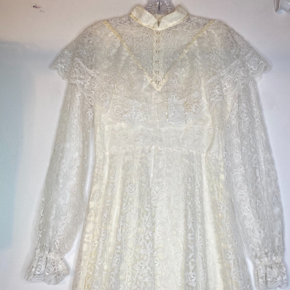 Vintage 80s Union Made Wedding Dress S Cream Lacey Long Sleeve Modest Victorian - Picture 4 of 14